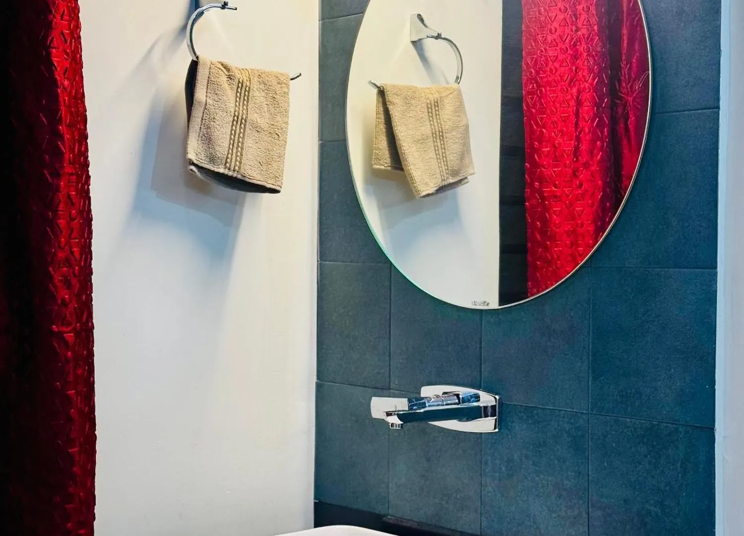 Al-Kabeer Private Suites Kowdiar Thiruvananthapuram