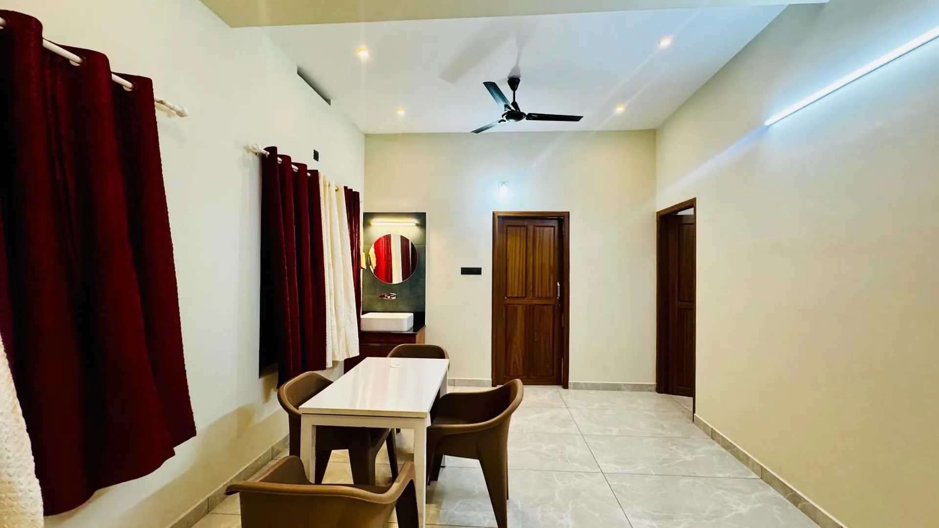 Apartamento Al-Kabeer Private Suites Kowdiar Thiruvananthapuram India