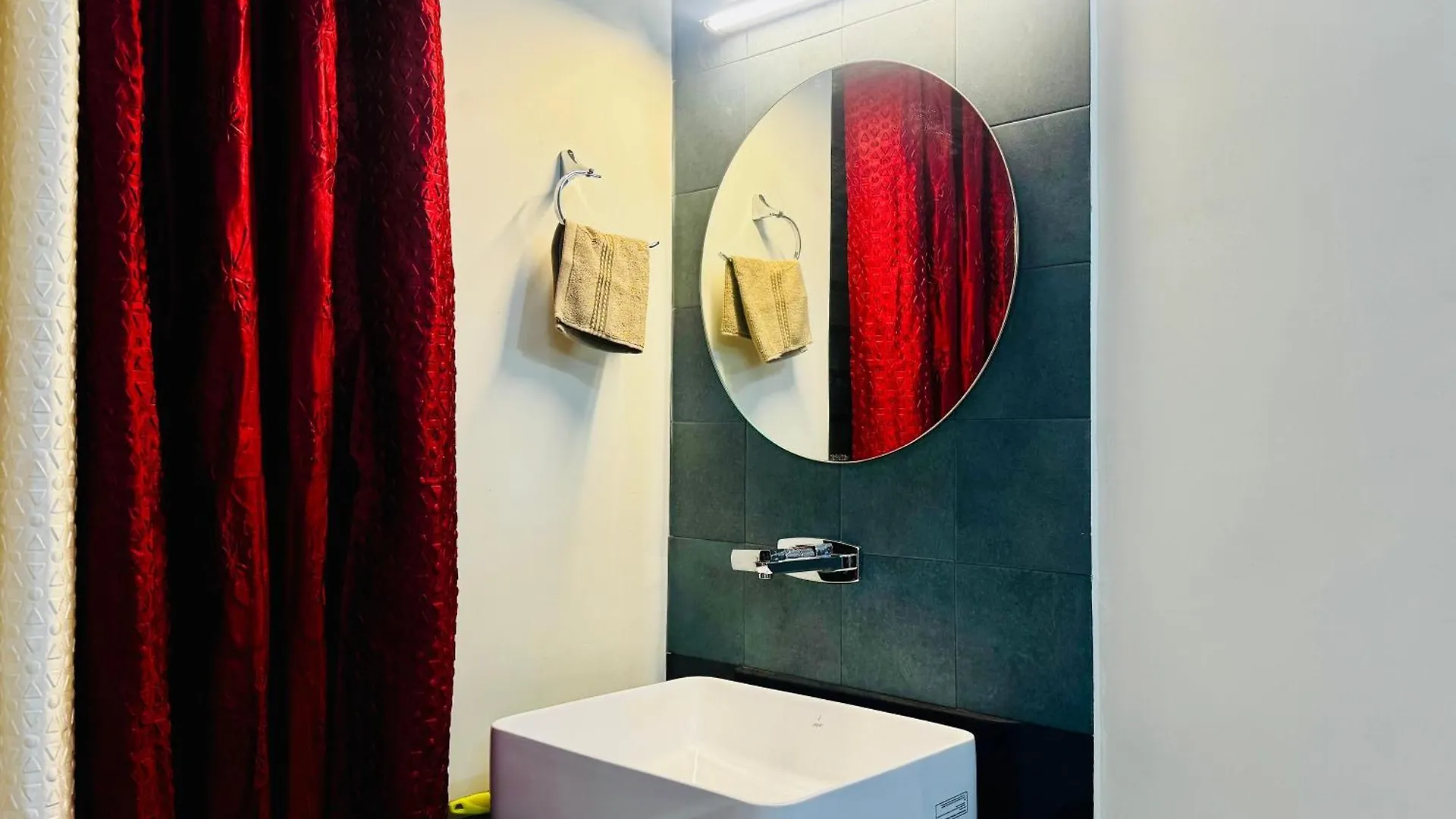 Al-Kabeer Private Suites Kowdiar Thiruvananthapuram 0*,